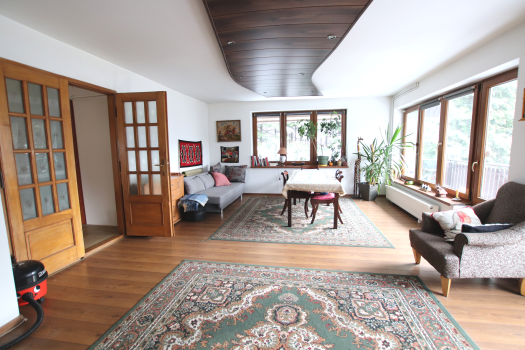 dom o pow. 307m2 w Stróży, gmina Pcim